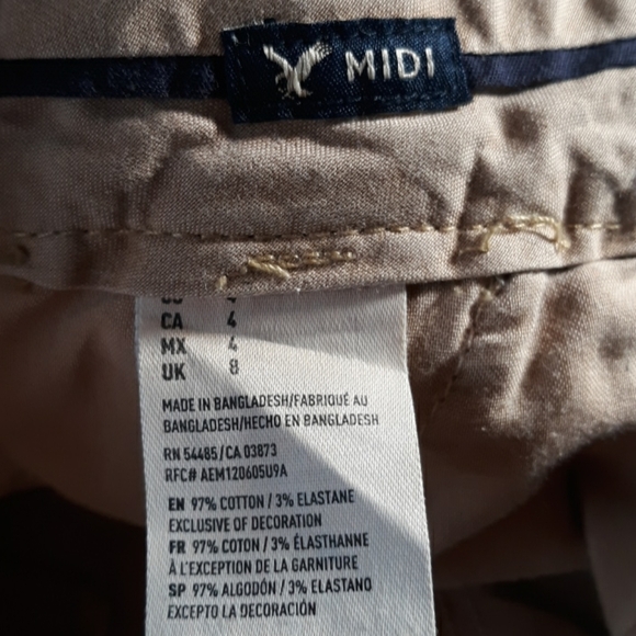American Eagle khakis shorts 4 - Picture 2 of 3